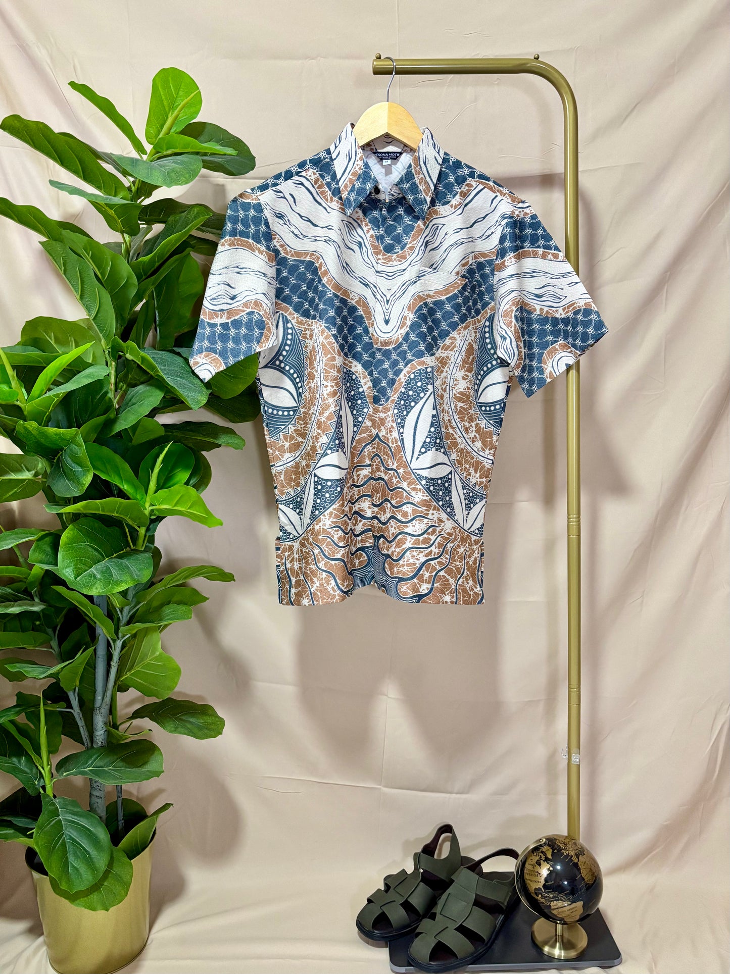 Short Sleeve Textured Batik Shirt- Nusantara Flow