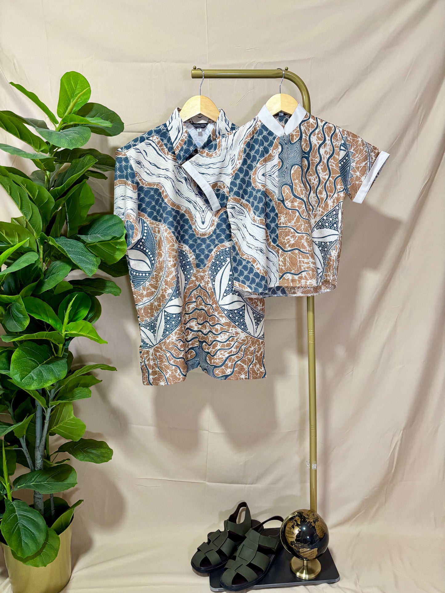 Short Sleeve Textured Batik Kids Shirt- Nusantara Flow