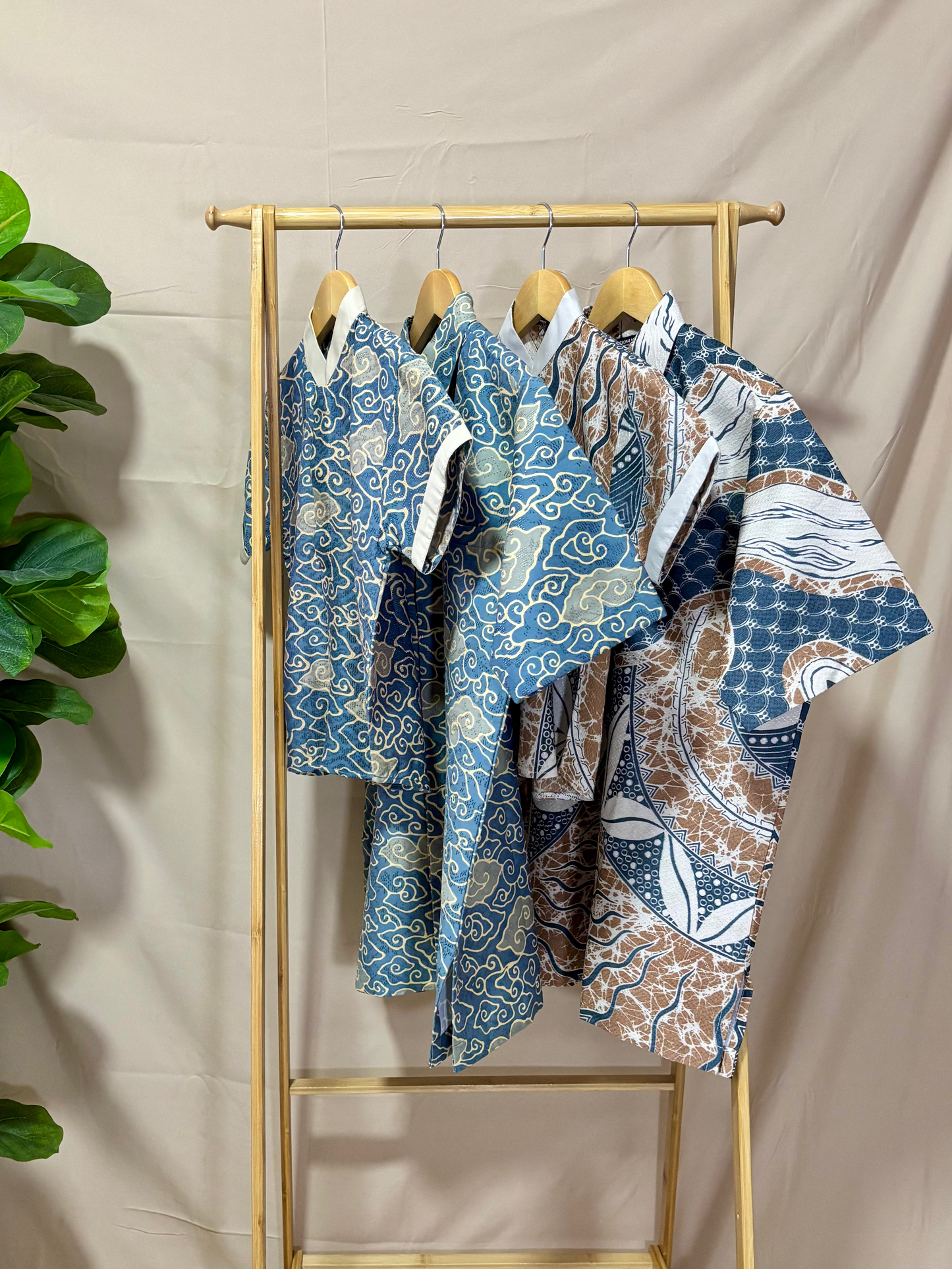 Short Sleeve Textured Batik Shirt- Awan Tenang