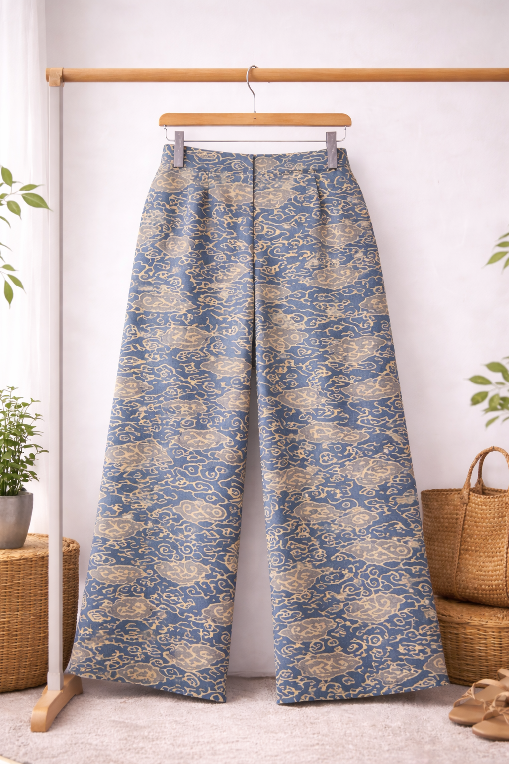 Long Pants- Awan Tenang